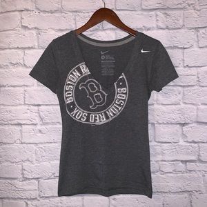 ☀️3/$25 Nike Boston Red Sox Slim Fit V Neck • Sz S Gray